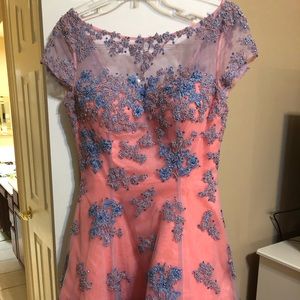 Sherri Hill, Sadie Robertson collection prom dress
